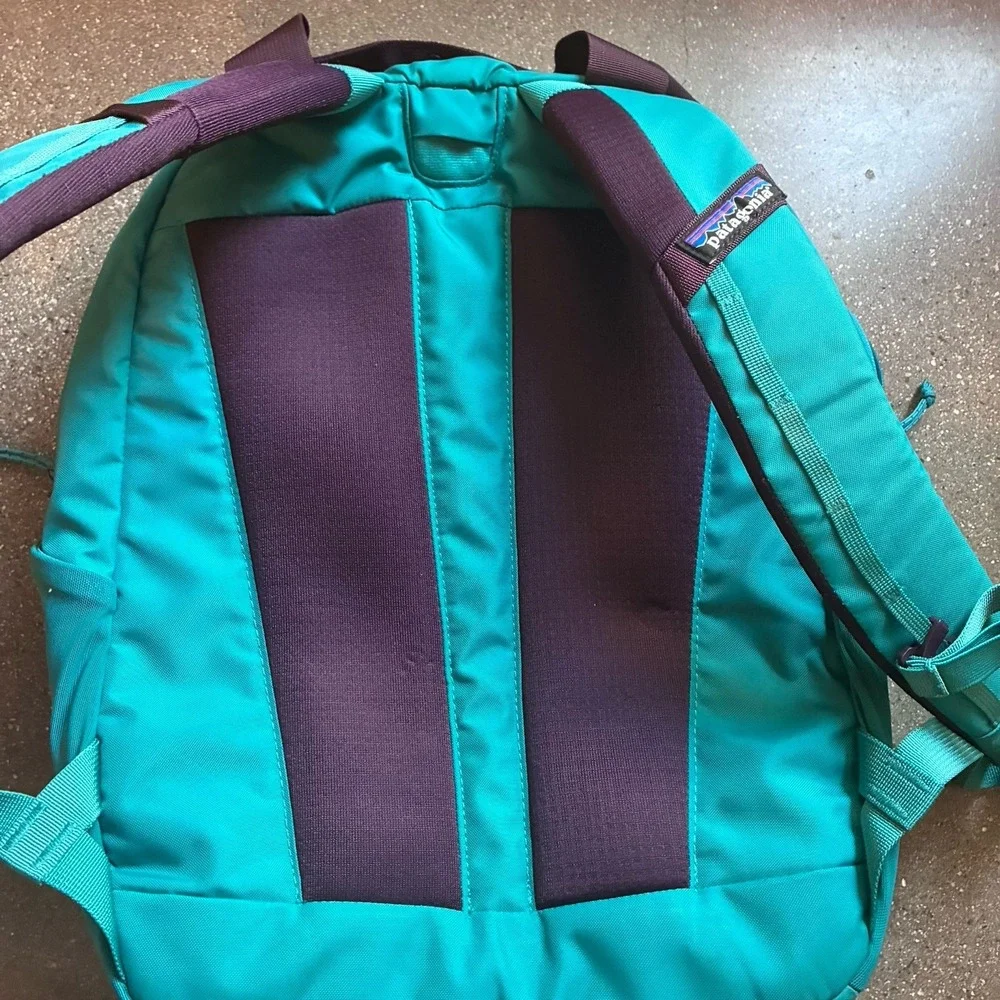 Patagonia Atom Tote BackPack 20L Convertible Tote Teal Laptop Sleeve School Hike